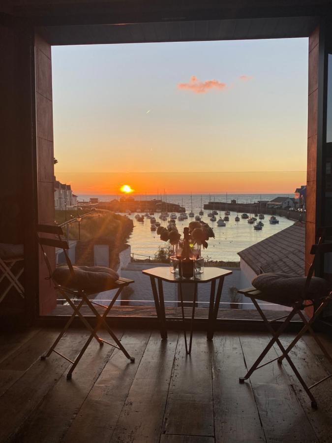 Aberaeron Island House - Panoramic Harbour Views 빌라 외부 사진