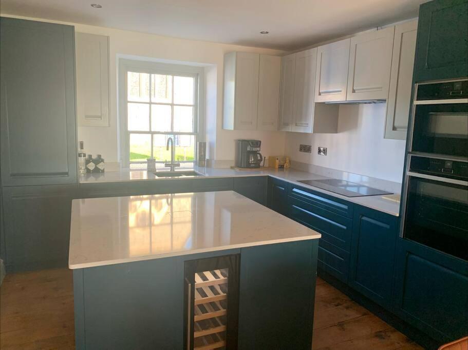Aberaeron Island House - Panoramic Harbour Views 빌라 외부 사진