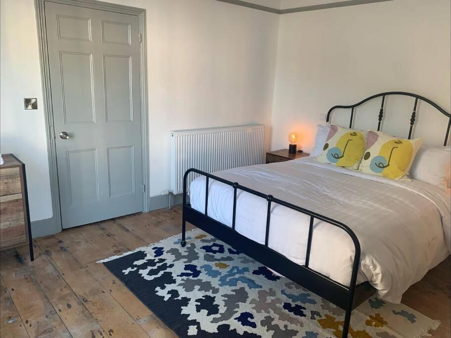 Aberaeron Island House - Panoramic Harbour Views 빌라 외부 사진