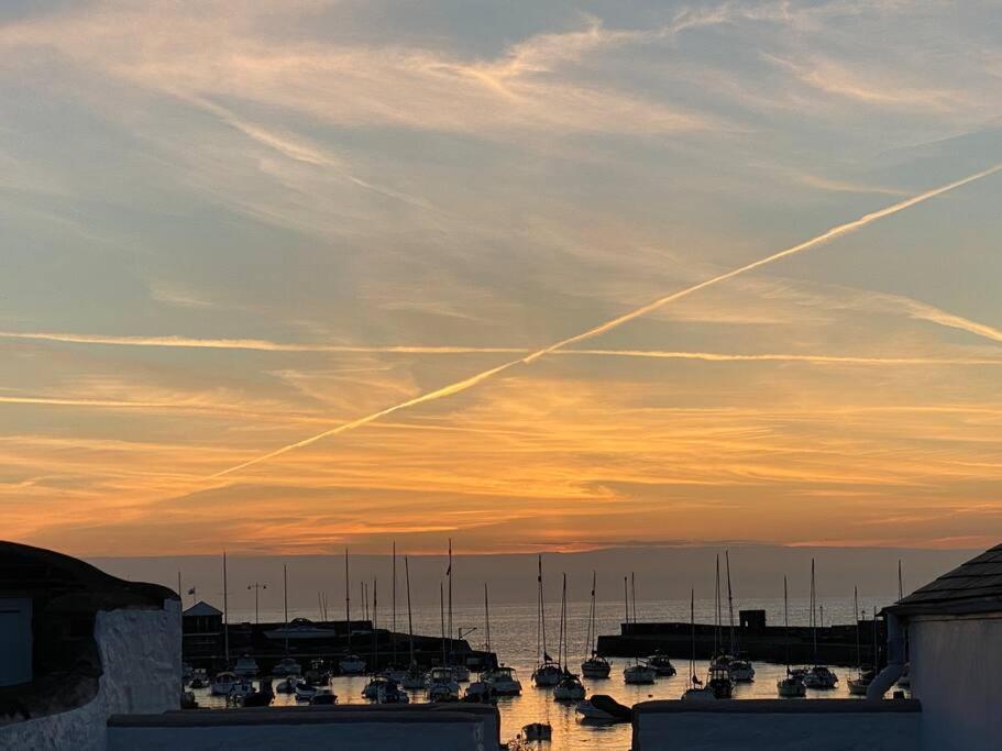 Aberaeron Island House - Panoramic Harbour Views 빌라 외부 사진