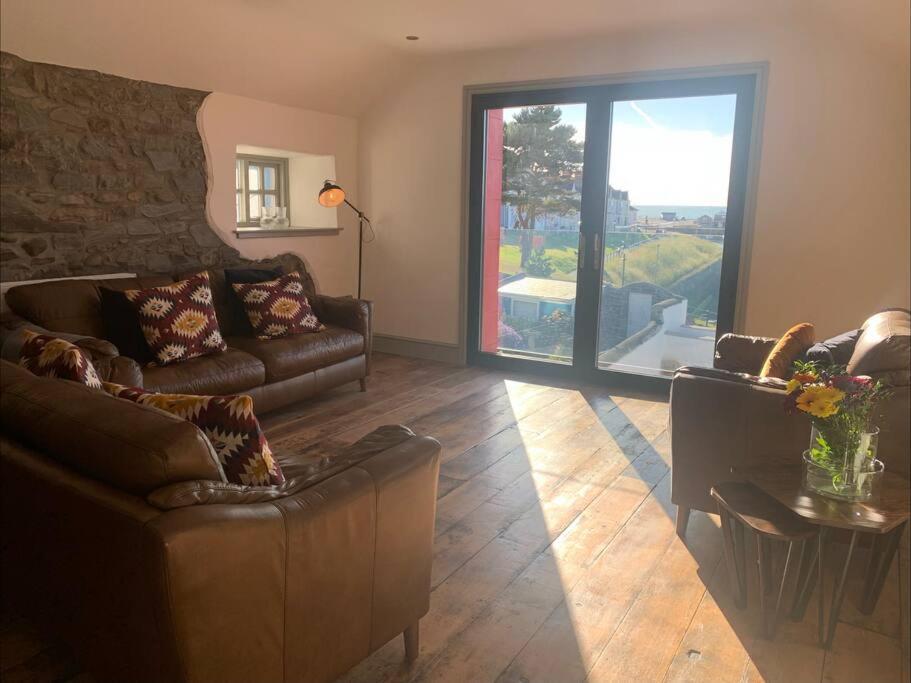 Aberaeron Island House - Panoramic Harbour Views 빌라 외부 사진